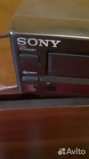 Видео магнитофон sony