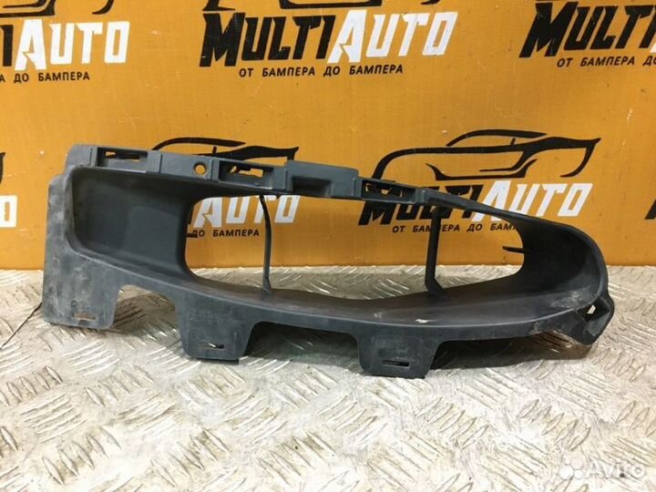 Воздухозаборник передний правый Mercedes Gls X167