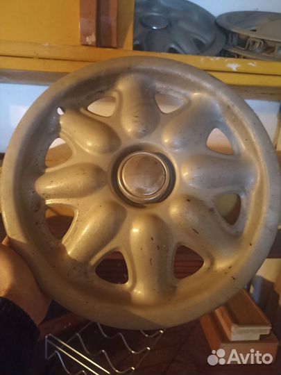 Колпаки на колеса