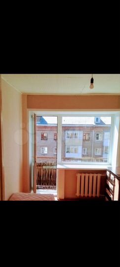 Комната 12 м² в 4-к., 5/5 эт.