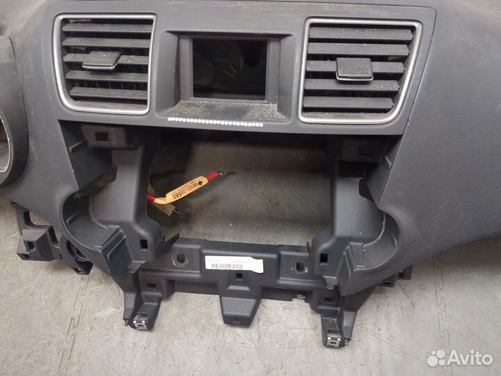 Панель передняя салона (торпедо) Toyota Highlander 2, 2013