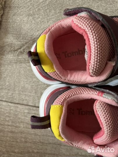Кроссовки для девочки 22 размер