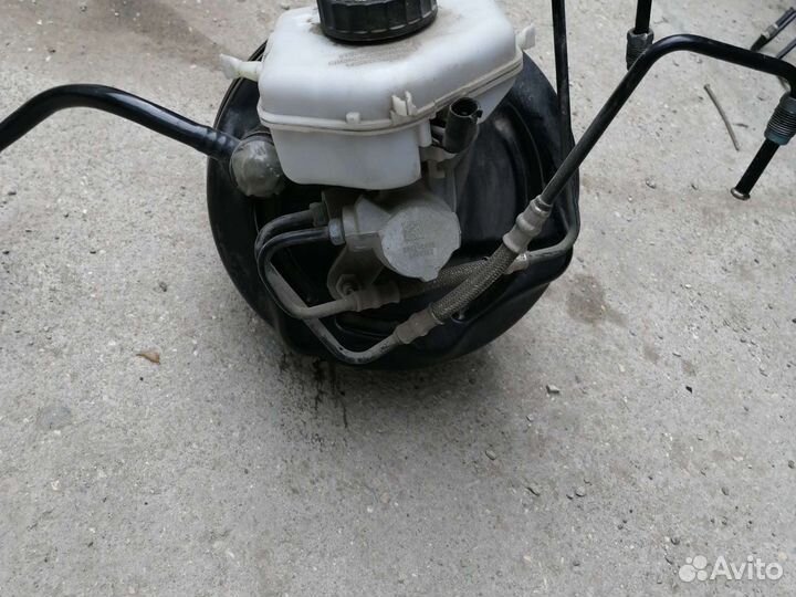 Вакуумный усилитель тормозов BMW F30