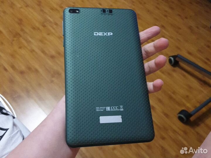 Сломанный планшет dexp