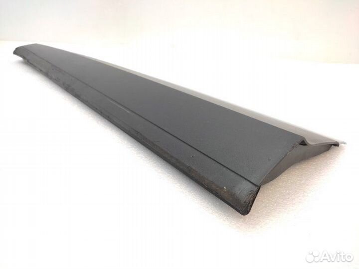 Накладка двери передняя левая Volkswagen Tiguan 2