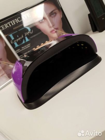 Лампа для ногтей