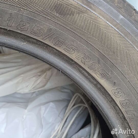 Kumho Solus KH15 185/65 R15