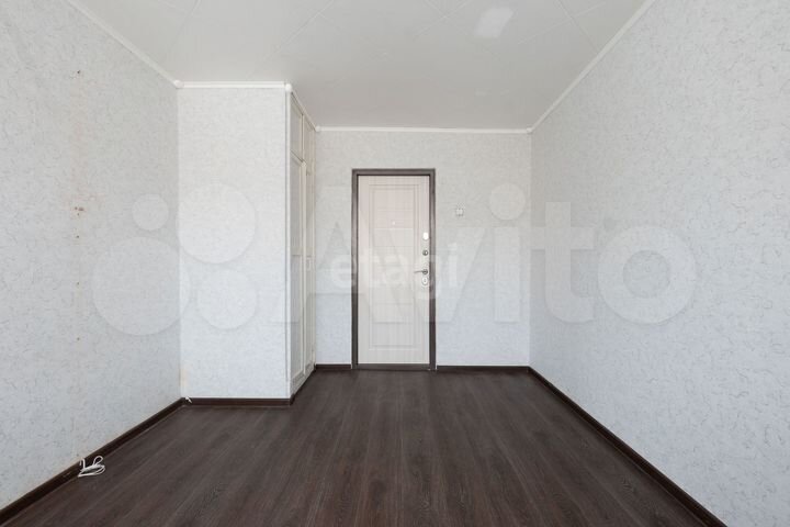 Комната 12 м² в 5-к., 4/5 эт.