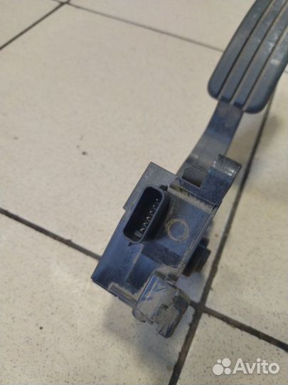 Педаль газа Renault Megane 3 H4M729 2014