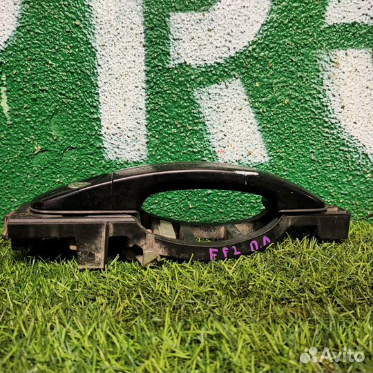 Наружная ручка двери Ford Focus 2