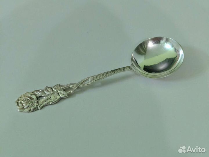 047. Посеребрённая ложка для сливок