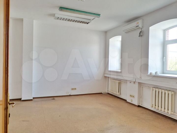Офисное здание в центре, 800 м²
