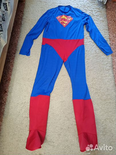 Костюм супермена