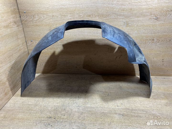 Подкрылок передний левый VW Polo Classic 1704182