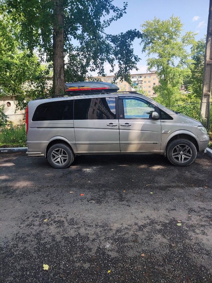 Mercedes-Benz Viano: фото владельца
