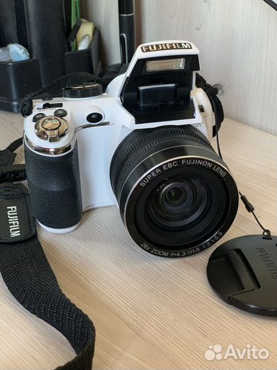 Цифровой фотоаппарат fujifilm Fine Pix S4300