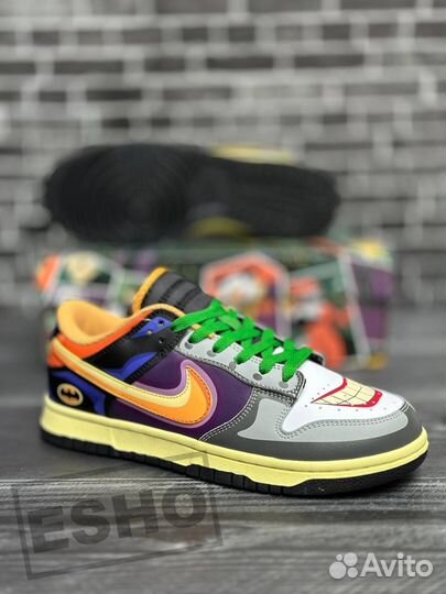 Nike Dunk Low Batman x Joker