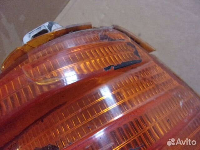 Мерседес W 123, задний правый фонарь