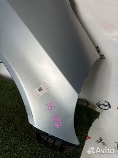 Крыло переднее правое Honda Fit GD1