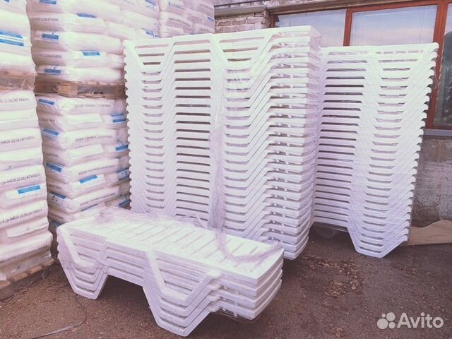 Лежаки шезлонги пляжные пластиковые арт 587158712