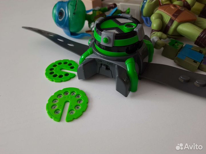 Игрушки для мальчиков пакетом