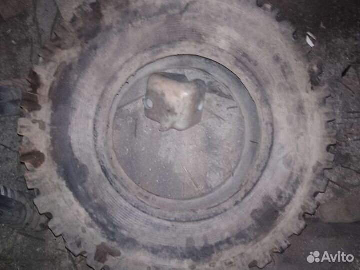 Шины СССР ЯИ-381 8.4/15.5 R15