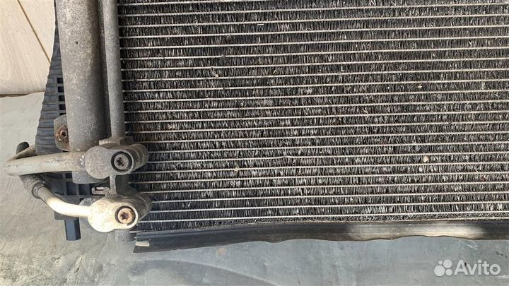Радиатор кондиционера (конденсер) от VW Passat (B