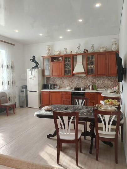 Коттедж 151 м² на участке 8 сот.