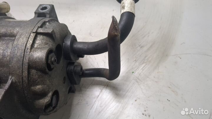 Компрессор кондиционера Volvo S70 / V70, 2000