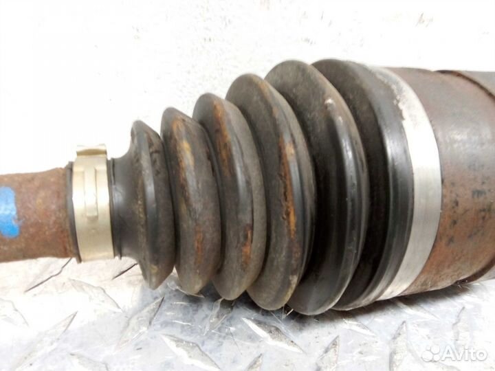 Полуось передняя L Hummer H3 H3 2005 - 2010