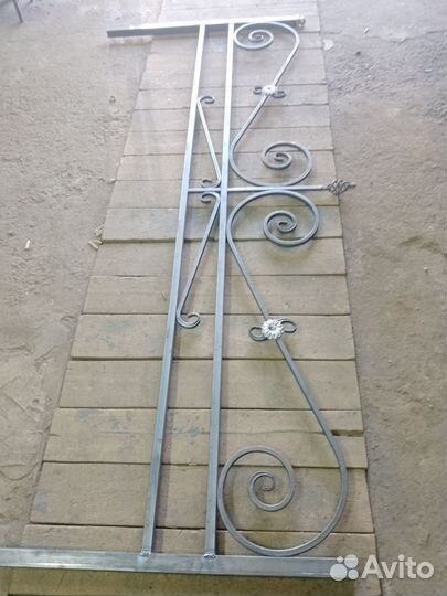 Оградки на кладбище