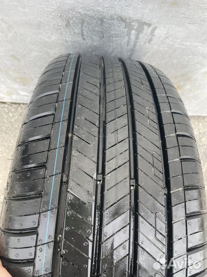 Goodyear EfficientGrip Performance 215/60 R16