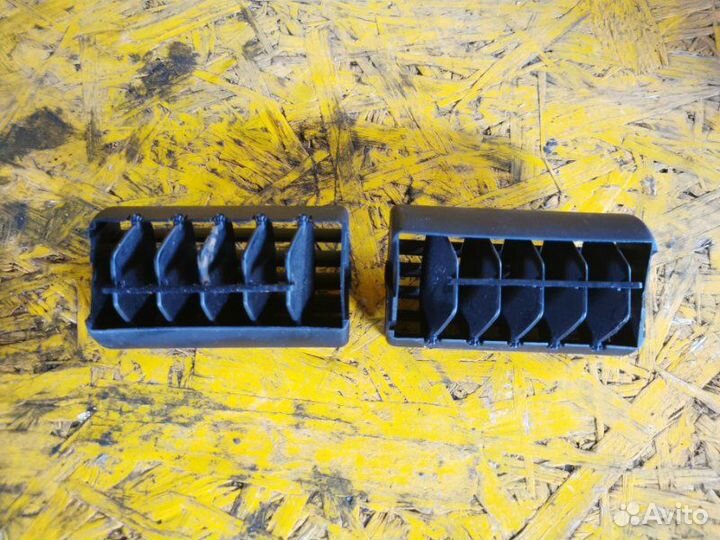 Дефлектор обдува салона передний Ford Transit