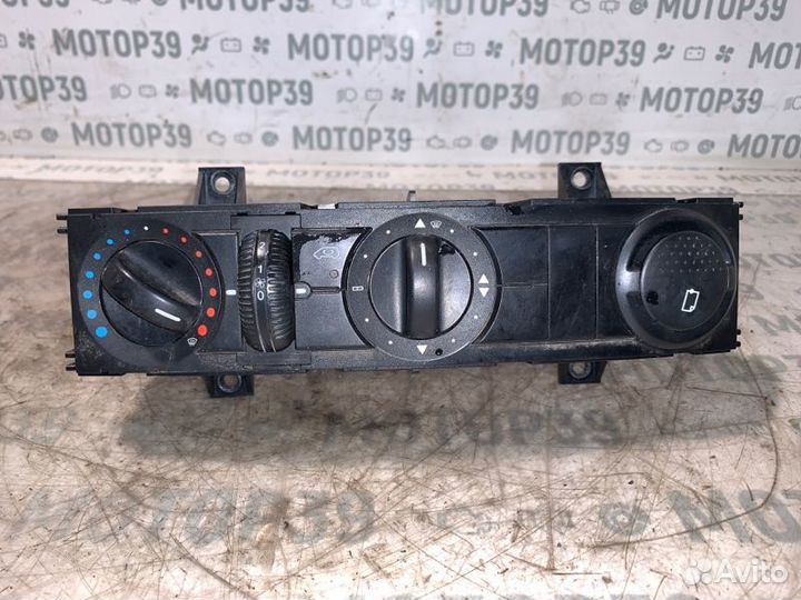 Блок управления печкой Volkswagen Crafter 2.0 TDI