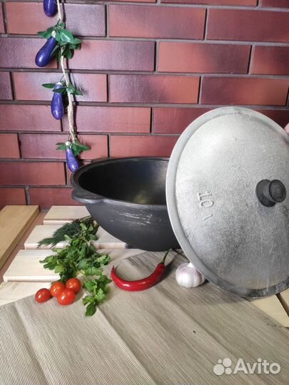 Казан чугунный