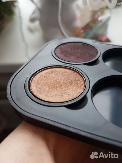 Палетка для рефилов. Essence