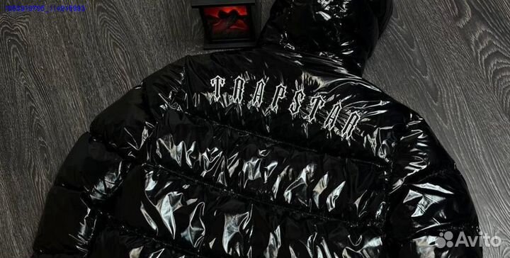 Стильный глянцевый пуховик Trapstar для тебя
