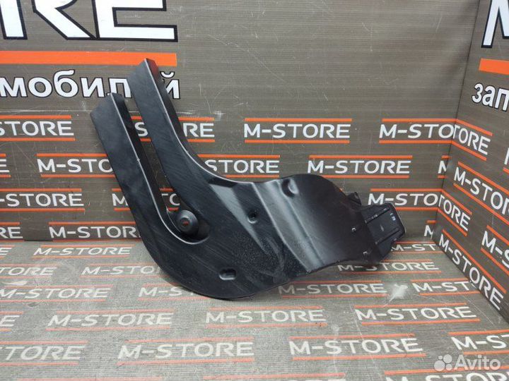 Воздуховод печки передний левый Bmw 5-Series E60