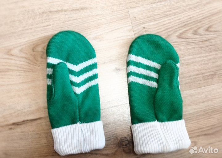 Зимний комплект шапка шарф варежки