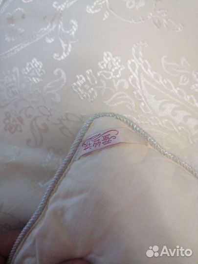 Одеяло шелковое новое