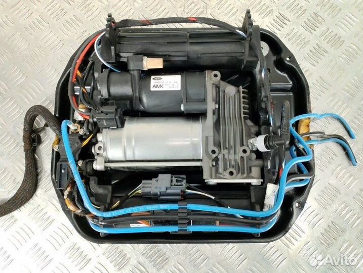 Компрессор подвески Land Rover Range Rover L322