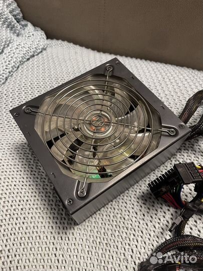 Блок питания Hiper m550