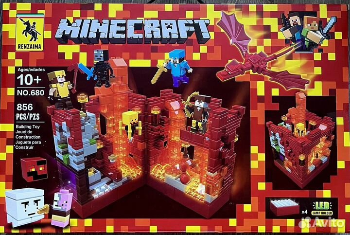 Конструктор майнкрафт 898 деталей