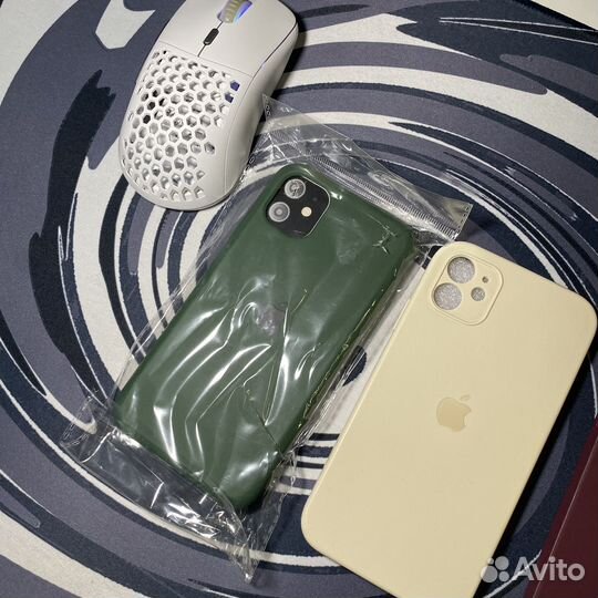 Чехол на iPhone 11 бесплатно