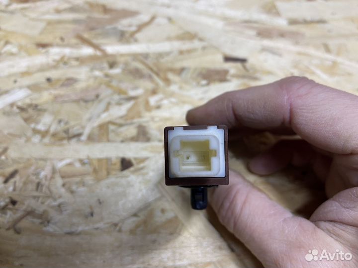 Антенна бесключевого доступа Toyota RAV 4 40