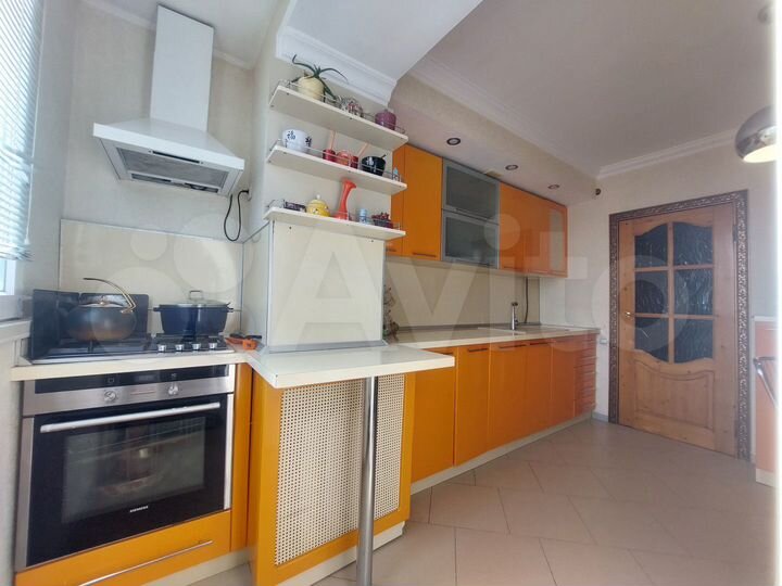 3-к. квартира, 72 м², 5/5 эт.