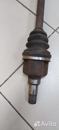 Полуось передняя левая для Ford Focus II