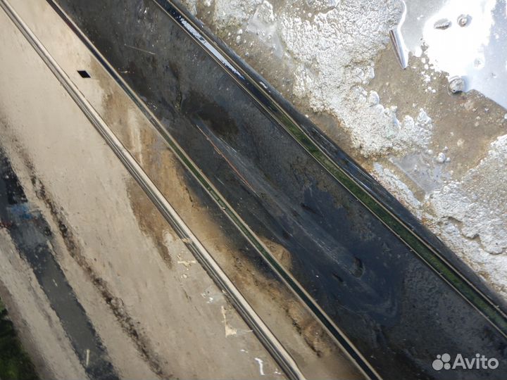 Дверь передняя правая Nissan X-Trail T30