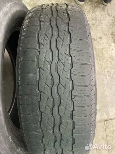 Bridgestone Dueler H/T 687 2.25/65 R17 39