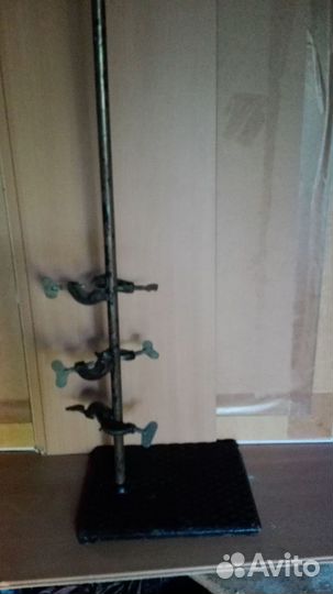 Штативы лабораторные разные